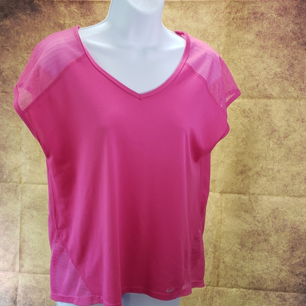 Nike dri fit top